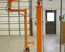 Pneumatic Lift Assist With Clamp End-Effector